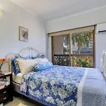 Joyful Esplanade City Stay