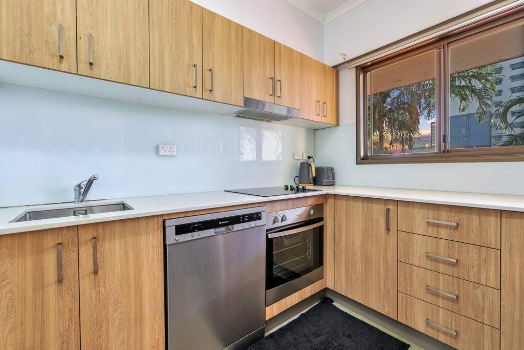 Joyful Esplanade Apartment Darwin